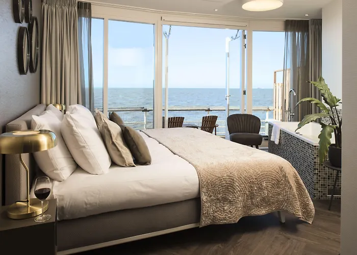 De Pier Suites Den Haag